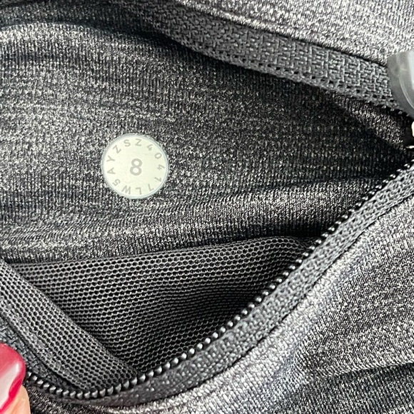 Lululemon Speed Up Tight Full On Luxtreme Brushed Heather Gray - Size 8 - Picture 8 of 9